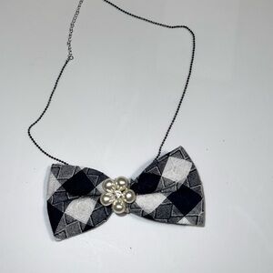 “Dainty Dapper”Elegant Black and White Bow Necklace